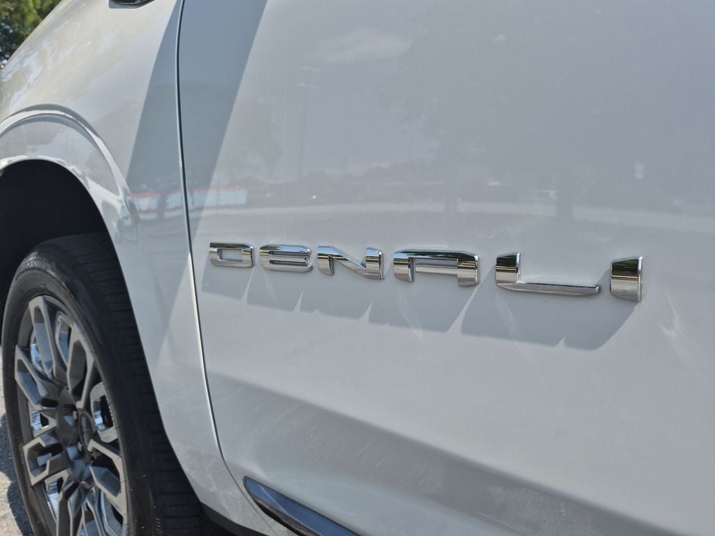 2024 GMC Yukon Denali Ultimate