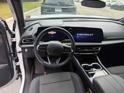 2024 Chevrolet Traverse LS