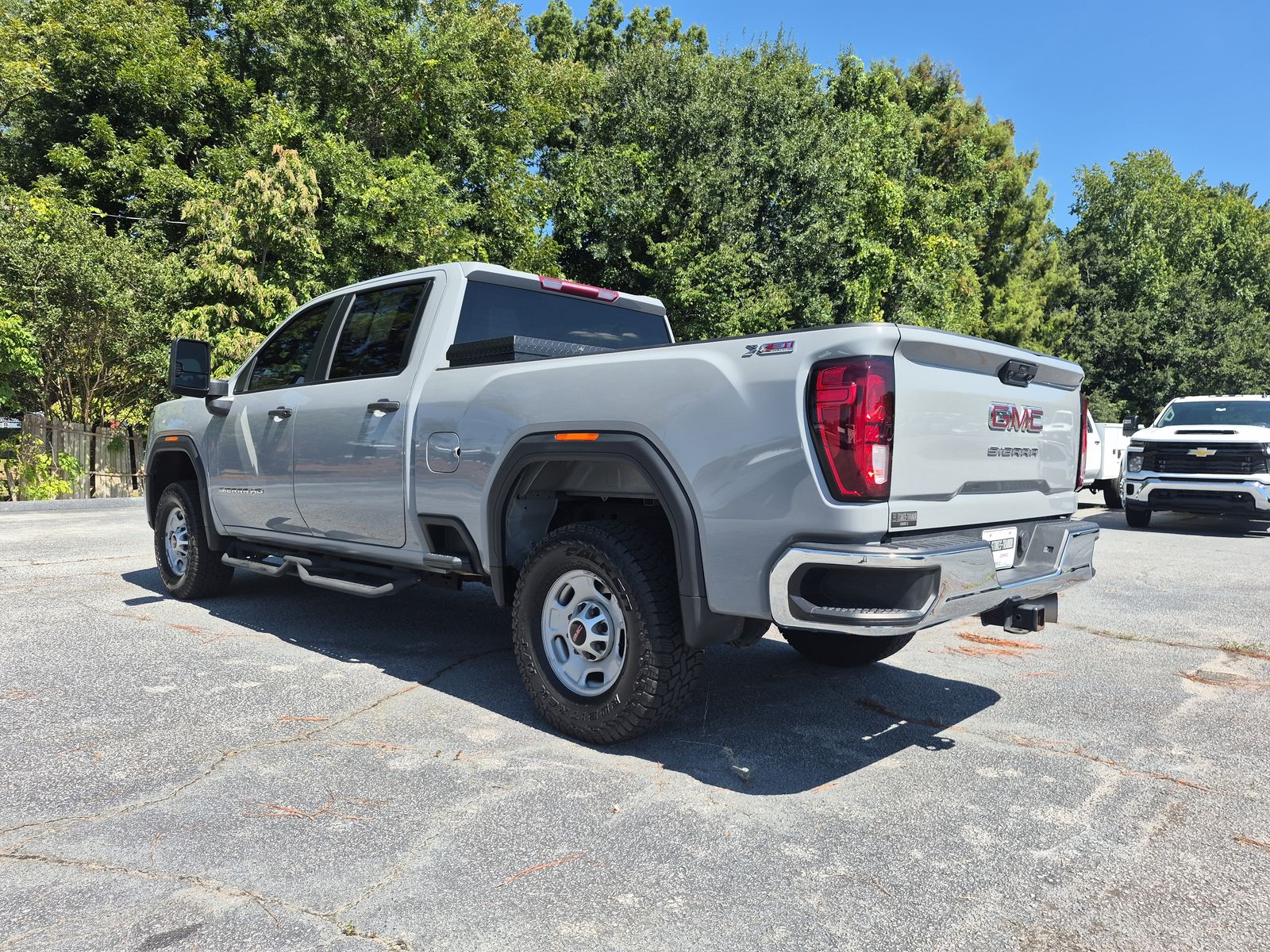 2024 GMC Sierra 2500 HD Pro