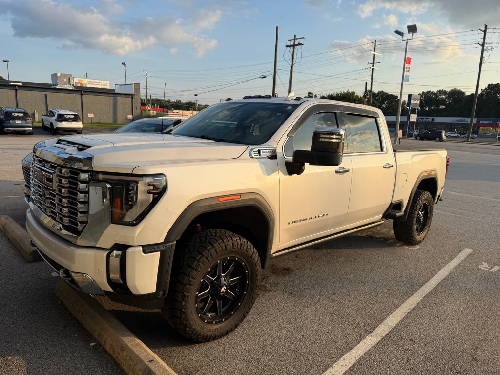 2024 GMC Sierra 2500 HD Denali