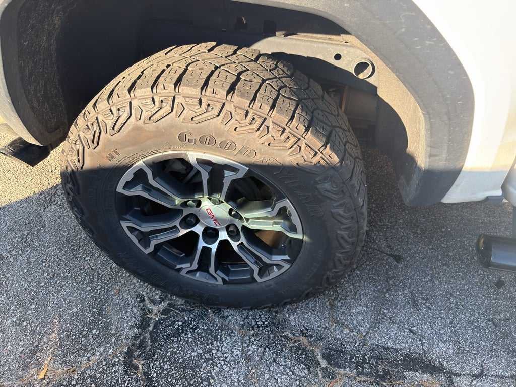 2024 GMC Canyon AT4