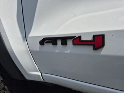 2024 GMC Canyon AT4