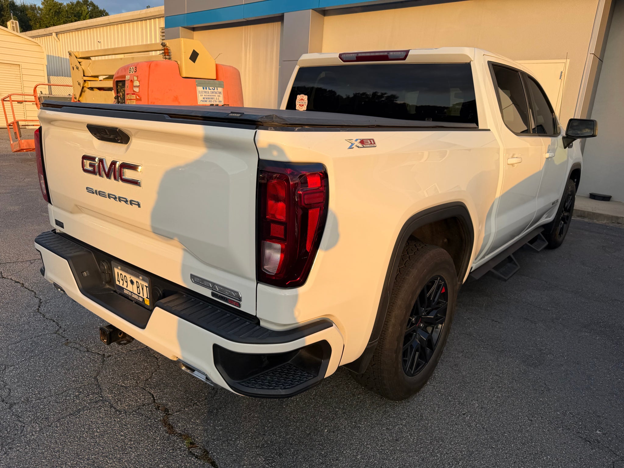 2024 GMC Sierra 1500 Elevation