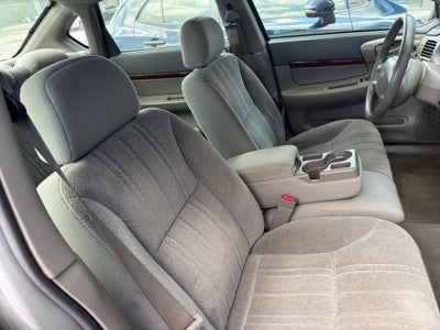 2005 Chevrolet Impala Base