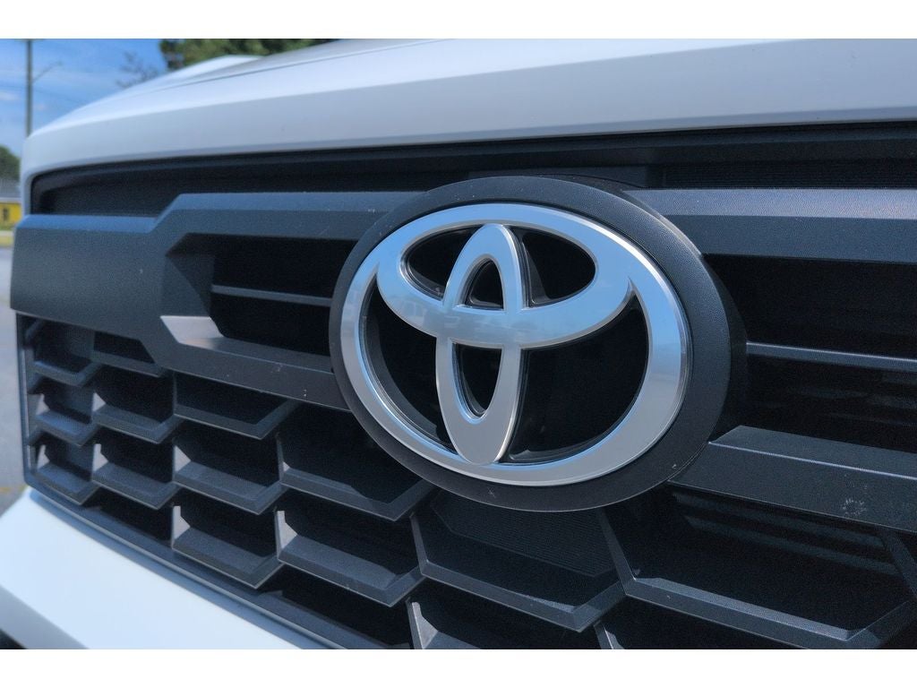 2024 Toyota Tacoma 4WD SR5