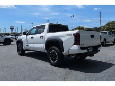 2024 Toyota Tacoma 4WD SR5