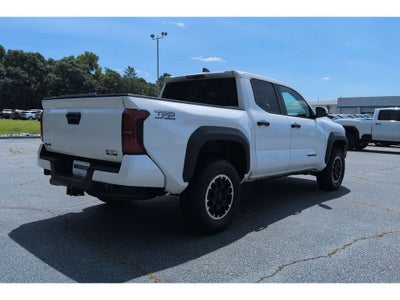 2024 Toyota Tacoma 4WD SR5