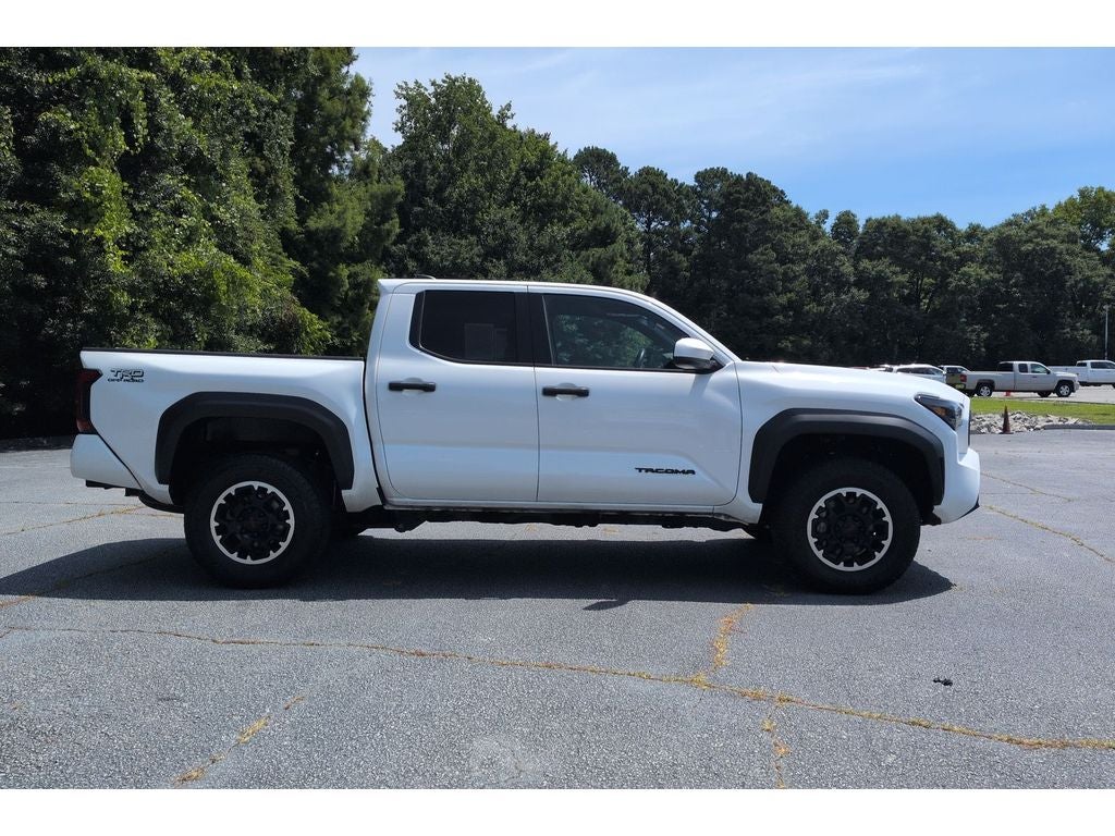 2024 Toyota Tacoma 4WD SR5