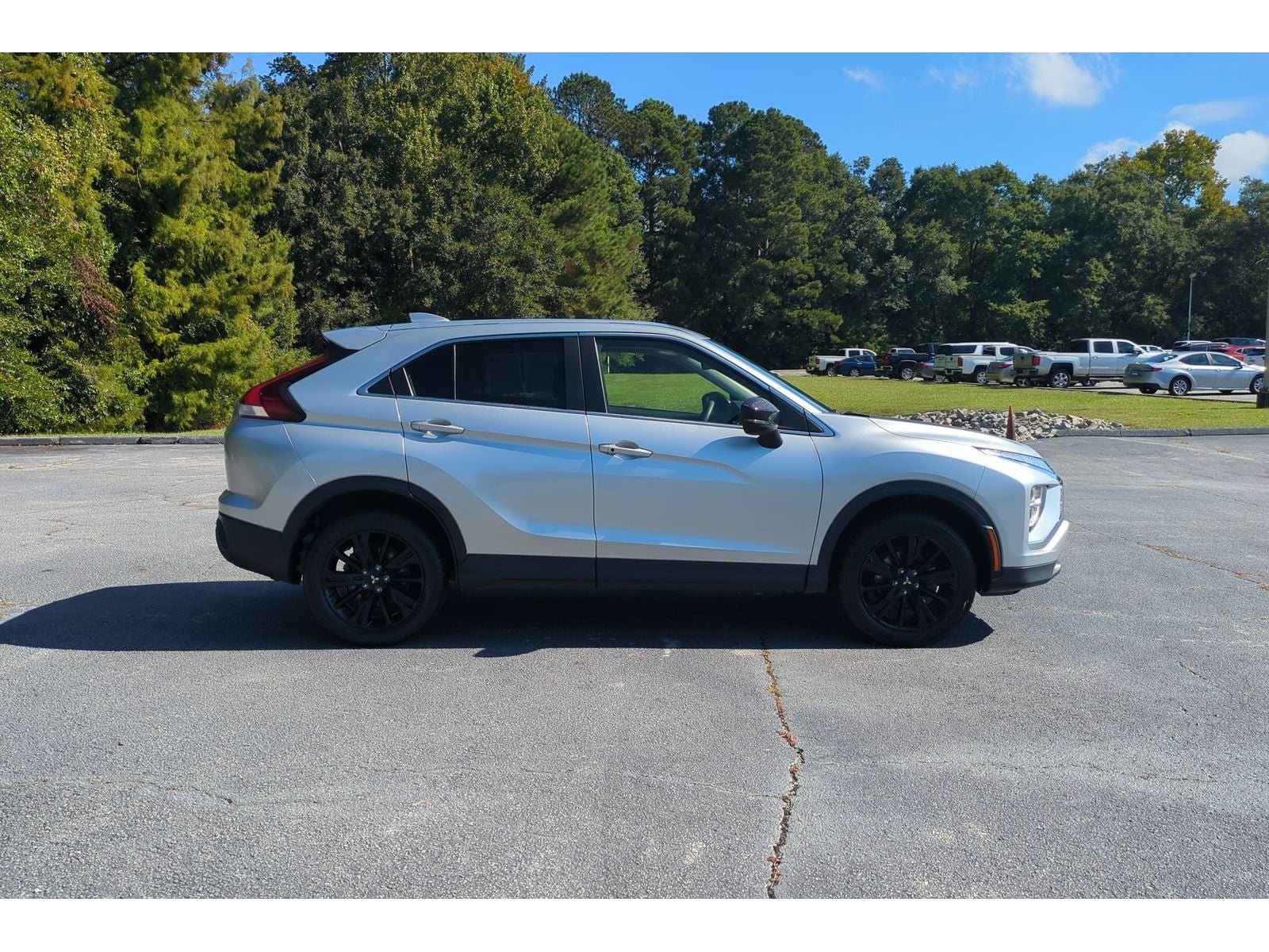 2024 Mitsubishi Eclipse Cross LE