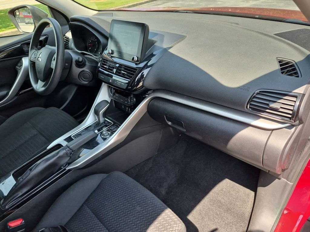 2024 Mitsubishi Eclipse Cross LE