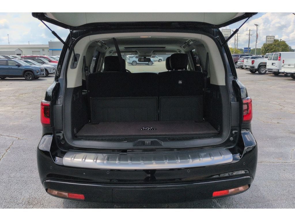 2019 INFINITI QX80 LUXE